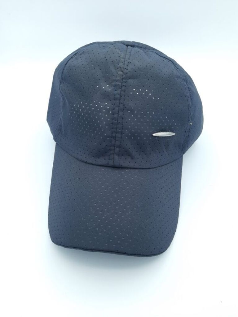 GORRA 5670 ADULTO PERORADA