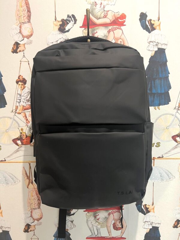 MOCHILA 2303 COMPUTER IMPERMEABLE 33X45CM